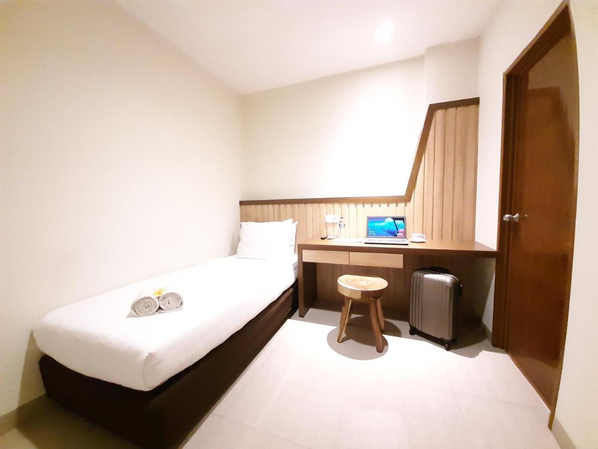 Hotel Pantes Kota Lama เซอมารัง ภายนอก รูปภาพ